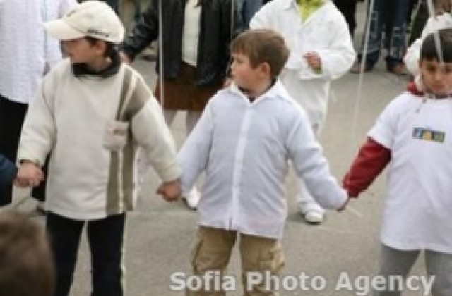 Родители от Върбица излизат на протест, искат увеличение на детските