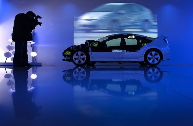 Prius е най-продаваният автомобил в Япония и през февруари