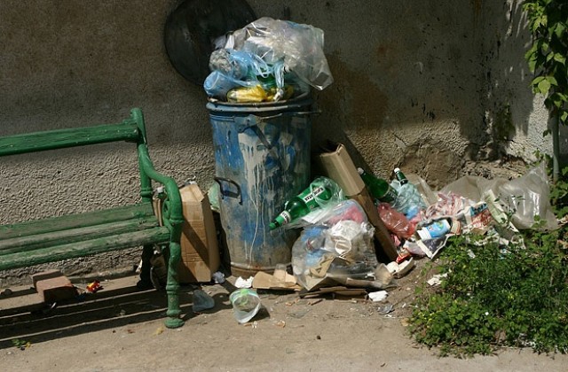 Кметът с предложение за избор на сметопочистващи фирми