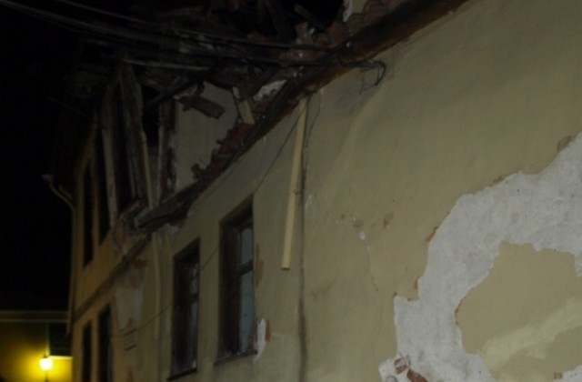 Гаф: Министерството на културата обвини общината заради самосрутилата се къща