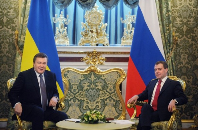 Медведев и Янукович уверени, че руско-украинските отношения ще се подобрят
