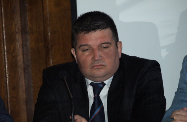 Бутат опасна сграда на бул.” Васил Априлов”