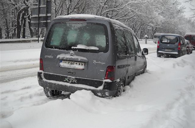 Бедстват три варненски общини, автобуси блокирани в Шумен