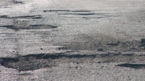 Софиянци на протест срещу дупките