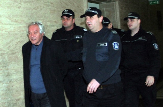 Бившият секретар на агенцията за българите в чужбина остава в ареста