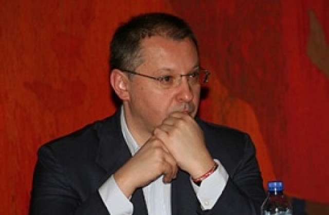 Станишев: Нужна е ясна политика за АЕЦ Белене