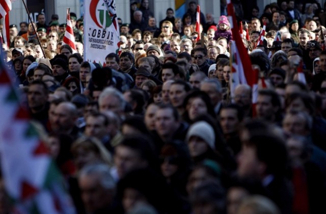 Политически демонстрации в деня на националния празник на Унгария
