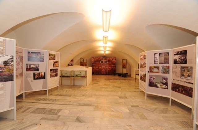 Откриват изложба „Икони от Родопите” в храм-паметник „Св.Александър Невски”