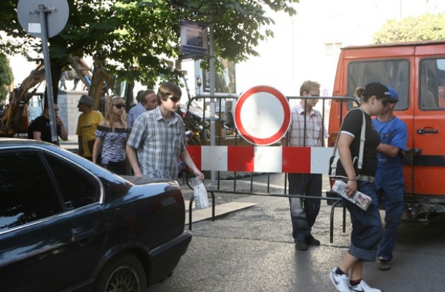 Частични ремонти в София и Варна