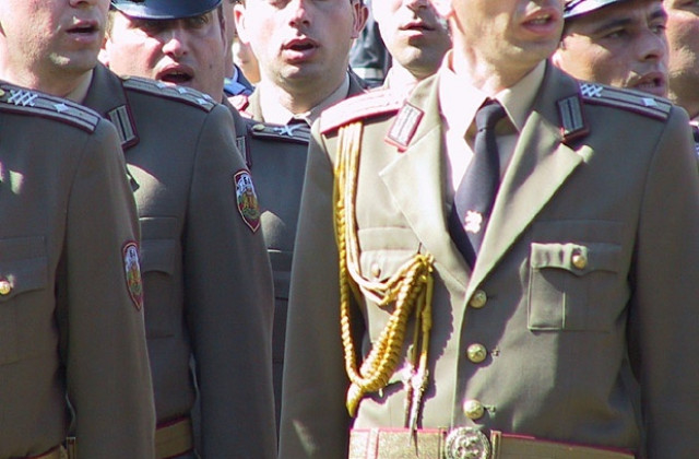 Военните във Варна излизат на протест