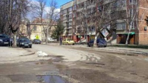 Машина за изкърпване на дупки предвижда да закупи Община Бяла