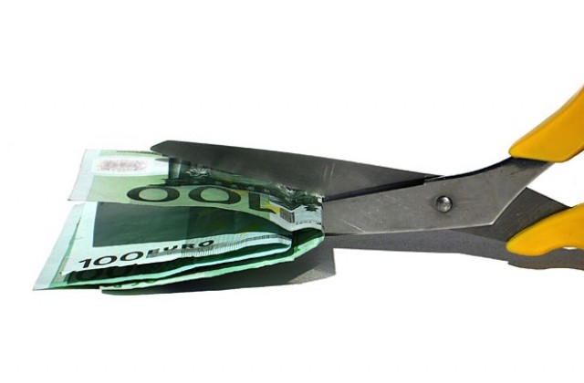 Три пъти мисли, един път режи