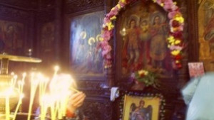 Момчета откраднаха даренията от църквата Свети Георги