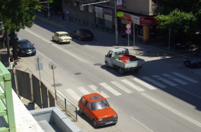 Пролетното почистване на града е в ход