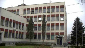 Символични наказания за полицаи допуснали бягство на крадци