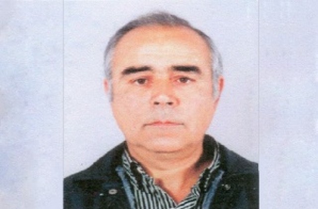 Полицията издирва мъж