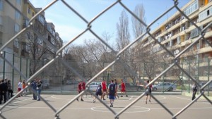 Слагат шадравани и в Чайка