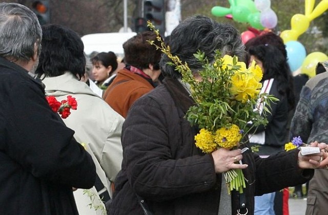 На Цветница правят проверки за незаконна търговия с цветя