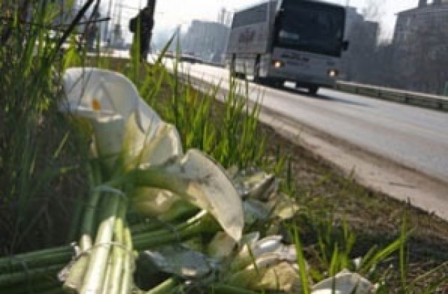 Мотоциклетист загина на място при катастрофа край Плевен