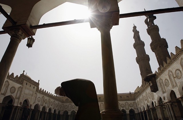 Саудитски организации финансират балкански мюсюлмани и сеят ненавист