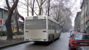 Автобус свързва печатни платки с танкодрума