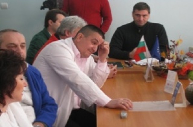 Карнобат спасява болницата си с икономии