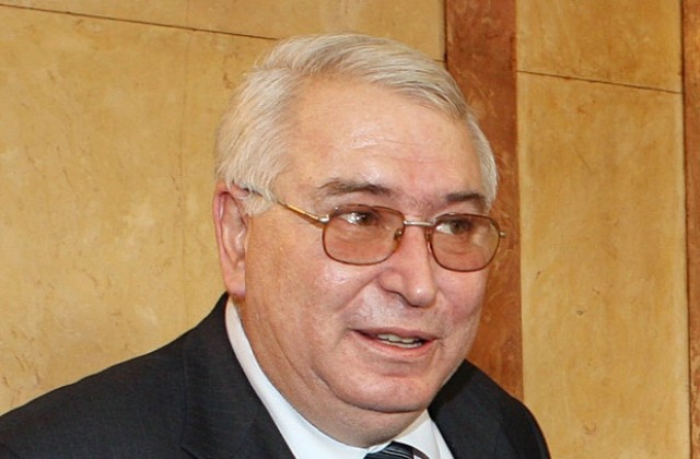 Разпнат ли Първанов, ще го направят светец