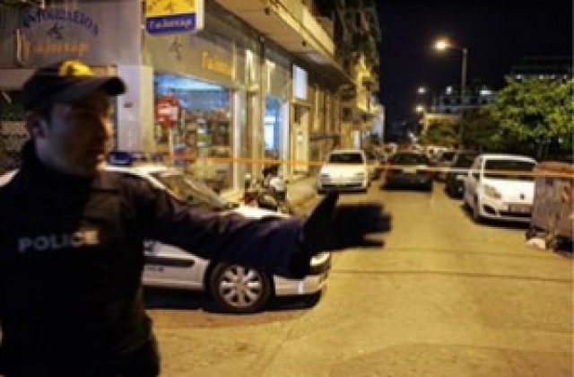 Бомбена експлозия в Атина, младеж загина