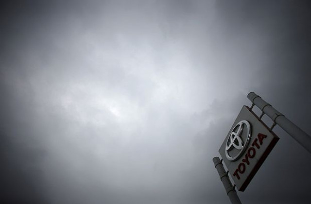 Продажбите на Тойота скочили с 13% през февруари