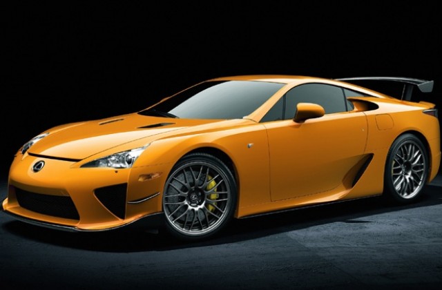 Lexus представи състезателен пакет за LFA