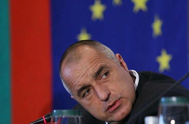 Политическият меден месец на Борисов свършва