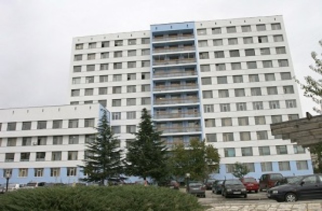 Арести във Военна болница, задържаха двама хирурзи