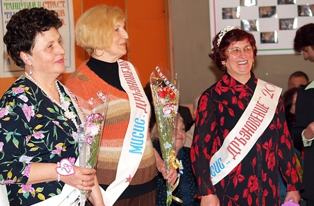 99-годишна жена участва в “Мисис Дръзновение 2010”