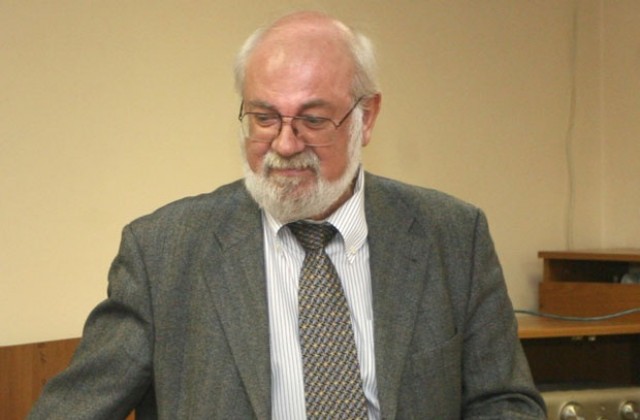 Тренчев: Нужни са съкращения, единствено Дянков го е направил