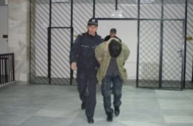 Полицията залови серийни обирджии