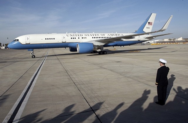 САЩ с нови правила за проверка на пристигащите авиопътници