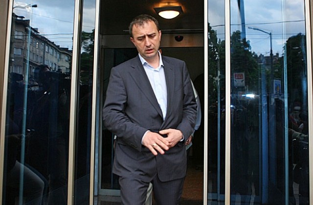 Наказват Роман Василев за реплика при ареста на Цонев