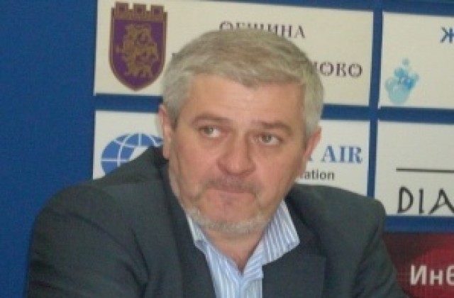 Син депутат на срещи в Бургаско