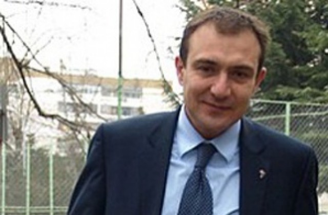 Социалдемократите на Томов видяха „топла” връзка между сделка от 2000 г. и Гуцанов