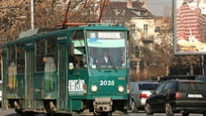 Променят маршрута на две трамвайни линии за уикенда