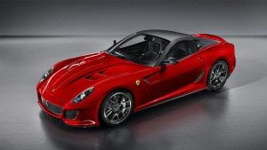 Ferrari публикува първите снимки на 599GTO