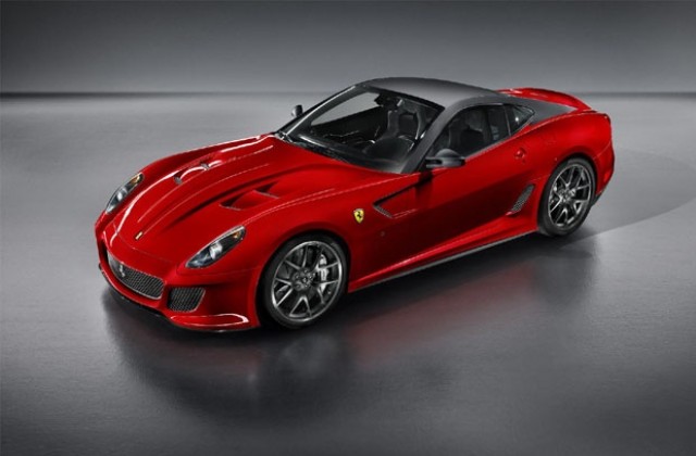 Ferrari публикува първите снимки на 599GTO