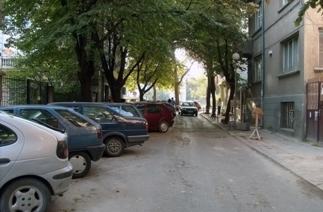 Затварят Aдвокатската градинка заради ремонти