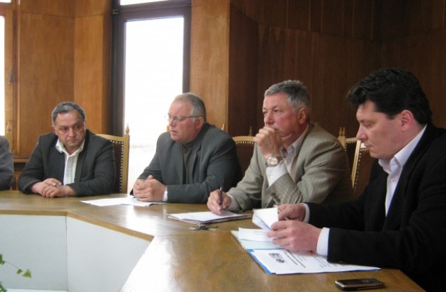 Радослав Радославов: Политическият елит в Дупница не може да се справи с кризата