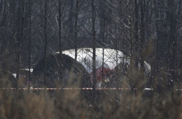 Намериха черните кутии на катастрофиралия полски президентски самолет