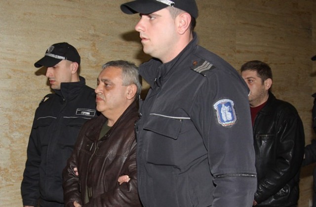 Водили дознание срещу Нотариалната камара заради съпругата на Тенчо Попов