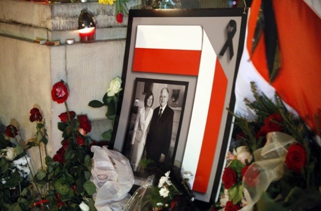 Във Варна почитат паметта на загиналите поляци