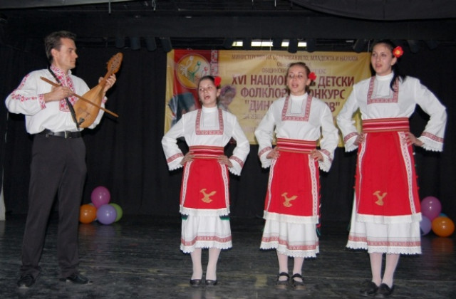 Певци от Монтана с награди