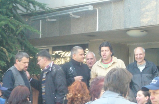 Веселин Стойков напусна Операта през задния вход