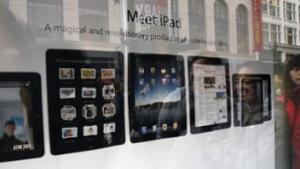 Apple се съгласиха да работят с Opera